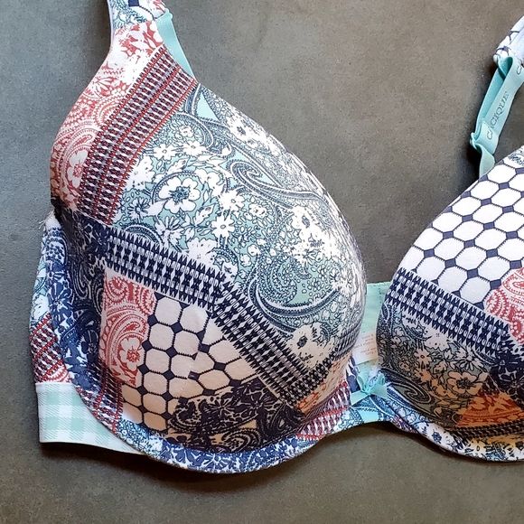 Cacique Boost Plunge Bra 38F - Picture 2 of 12